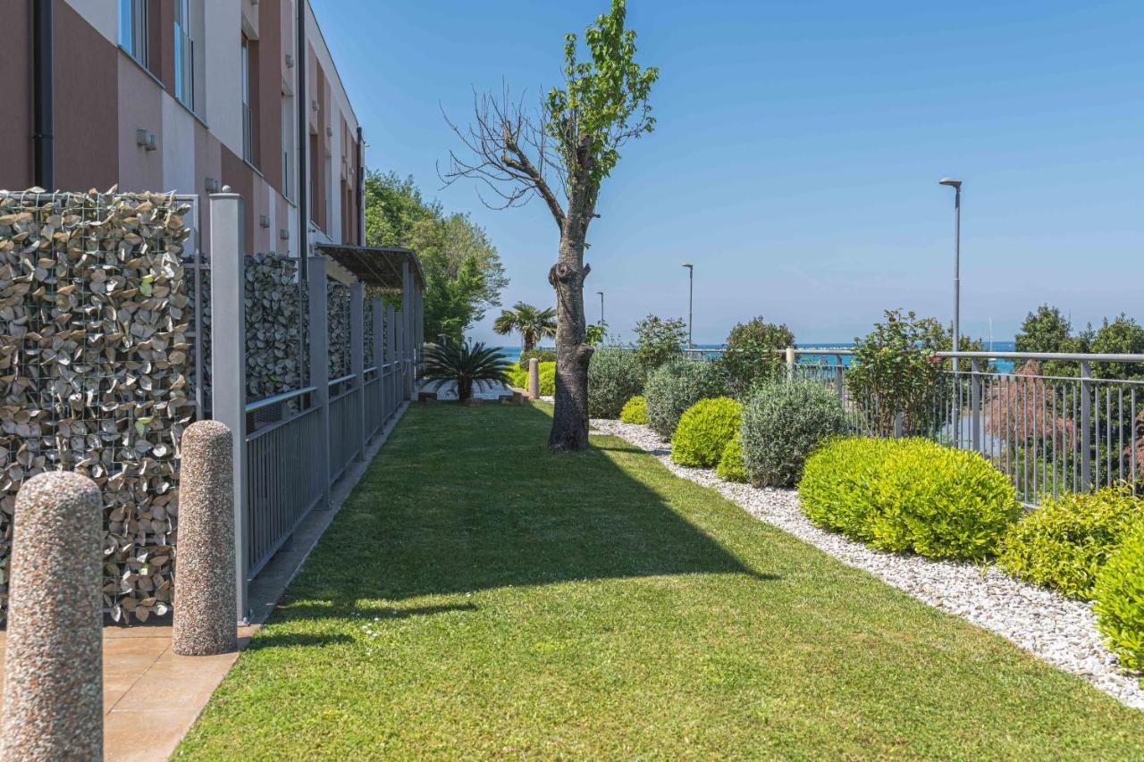 Hotel Lavender - Oleander Resort Strunjan Εξωτερικό φωτογραφία